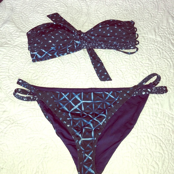 Lucky Brand reversible Bikiny bottom size L - Picture 2 of 8